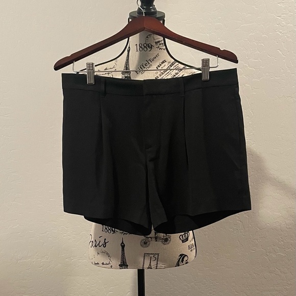 Banana Republic Shorts - Picture 1 of 7